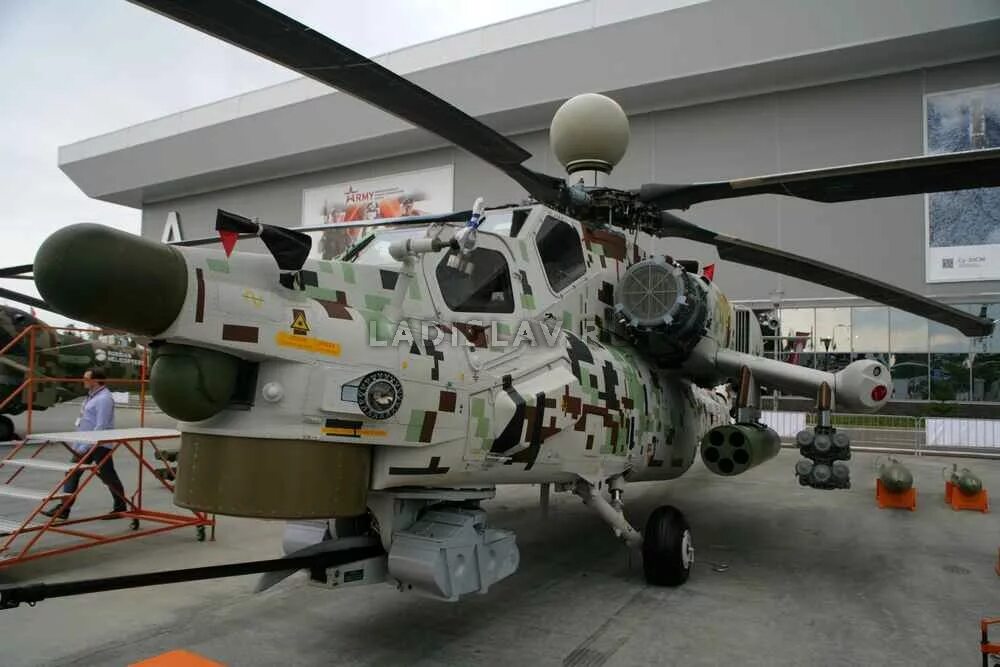 ми-28нэ кабина. ми 28 уганда. ий 28. ий 28. вертолёт ми-28н ночной охотник.