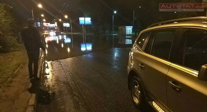 баста проливные дожди. ливень в астрахани сегодня. сильный дождь гиф. мужчина под дождем. пойма красногорск сегодня после дождя.