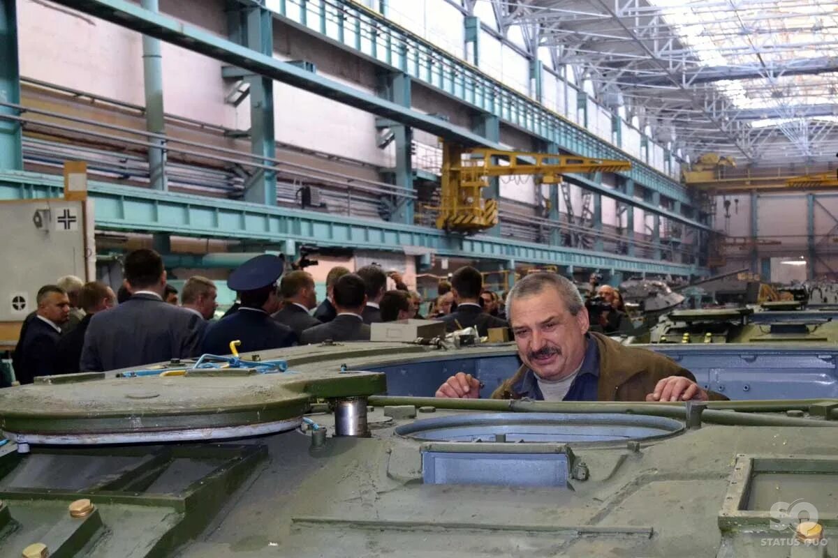 харьковский завод имени. завод им шевченко запорожье. завод имени шевченко харьков. харьковский завод транспортного машиностроения имени в а малышева. харьковский танковый завод имени малышева.