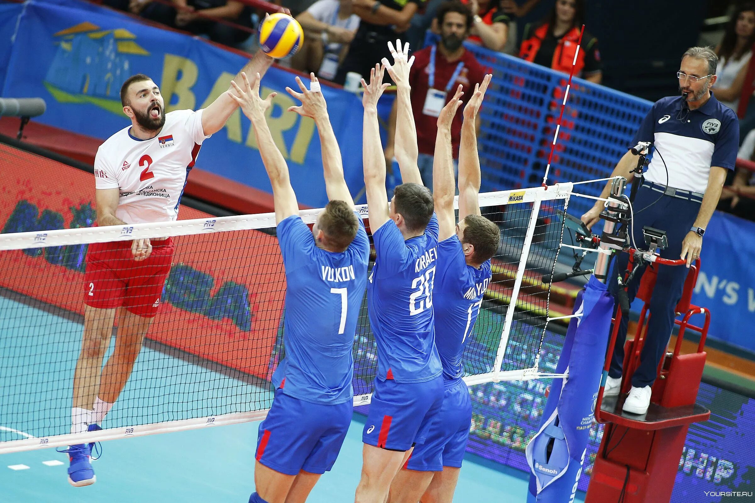 Чемпионат россии среди мужских команд по волейболу. Chempionat Mira po Voleybolu. Волейбол Чемпионат мир. Волейбол мужчины.