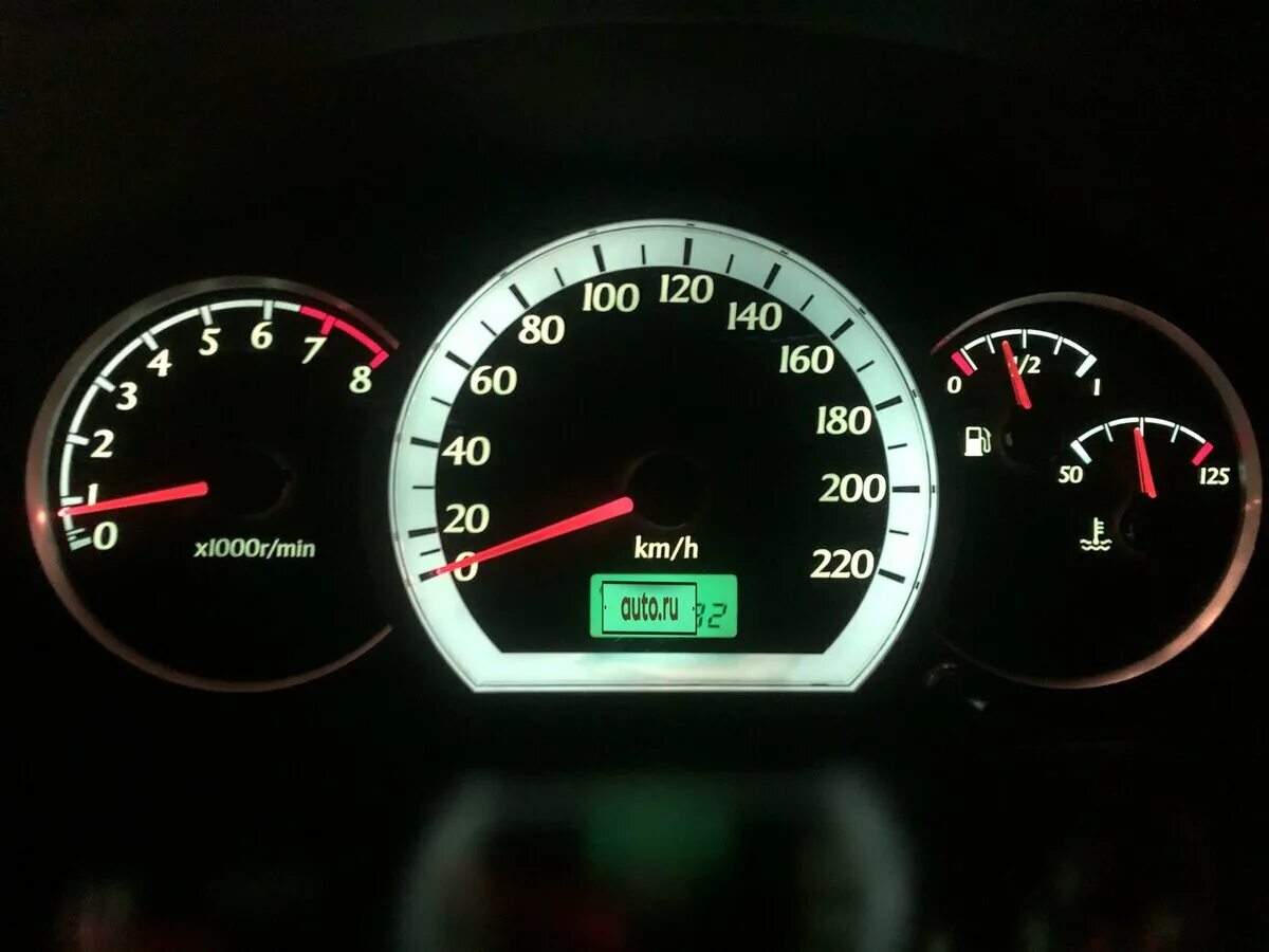 Горит лампочка абс на панели шевроле авео т 250. Лампочка ручника ваз 2114. Индикатор неисправности тормозов. Лампочка чек на ваз 2115. Индикатор неисправности ручного тормоза.