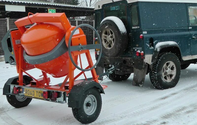 Прицеп бетономешалка. Бетономешалка jw400. бетоносмеситель нсм 225. бетоносмеситель прицепной бсп. прицепная тракторная бетономешалка.