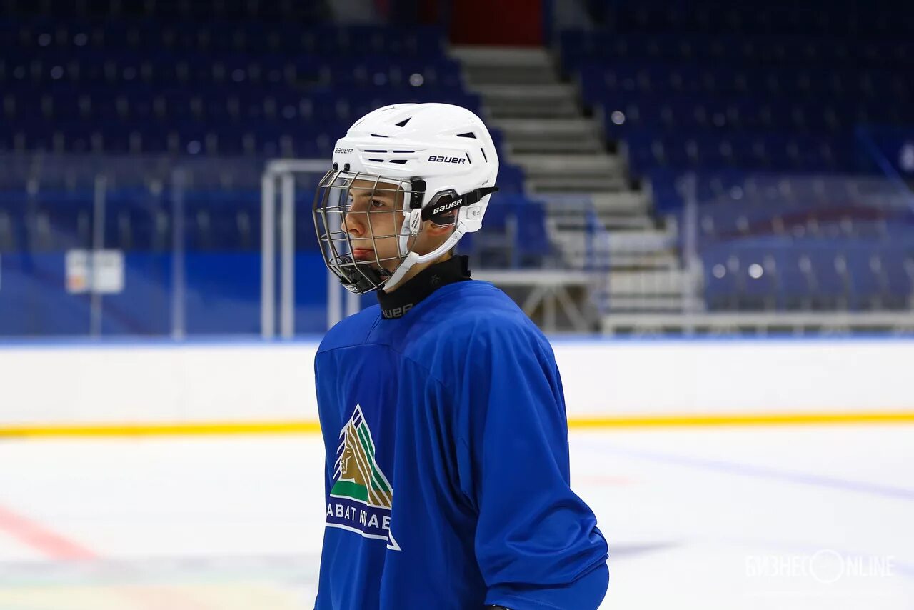 Амиров хоккеист салават юлаев. Амирова салават. Амиров хоккеист салават юлаев. Хоккеисты салавата юлаева. Амиров хоккеист салават юлаев.