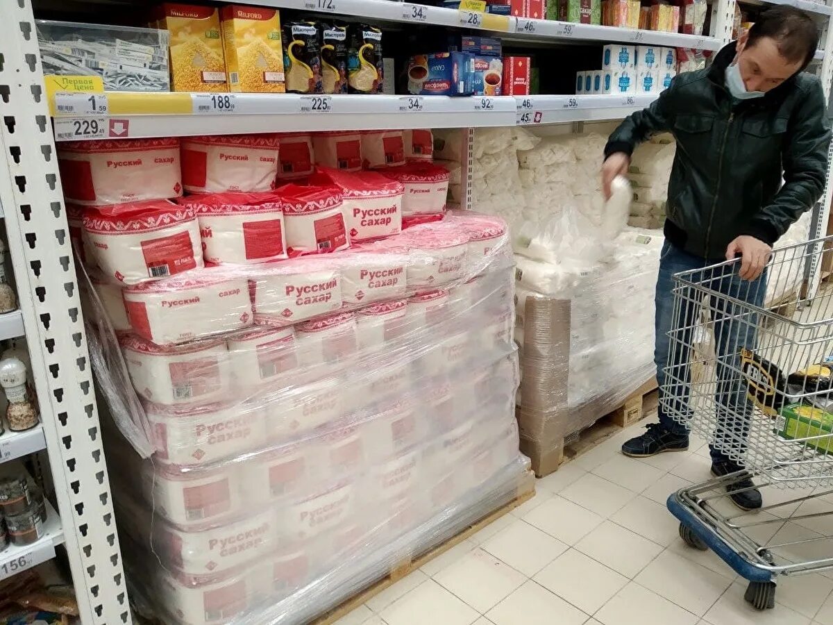 Такого нет в магазине. Сахар в магазине. скупают сахар. дефицит сахара. сетевые магазины екатеринбурга.