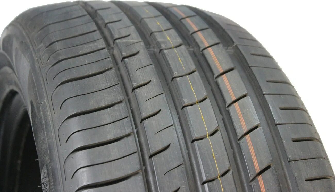 99v tl. Roadstone n Fera su1. Nexen n'Fera ru1 225/50r17 94w. Nexen NFERA ru1 SUV. Roadstone NFERA su1.