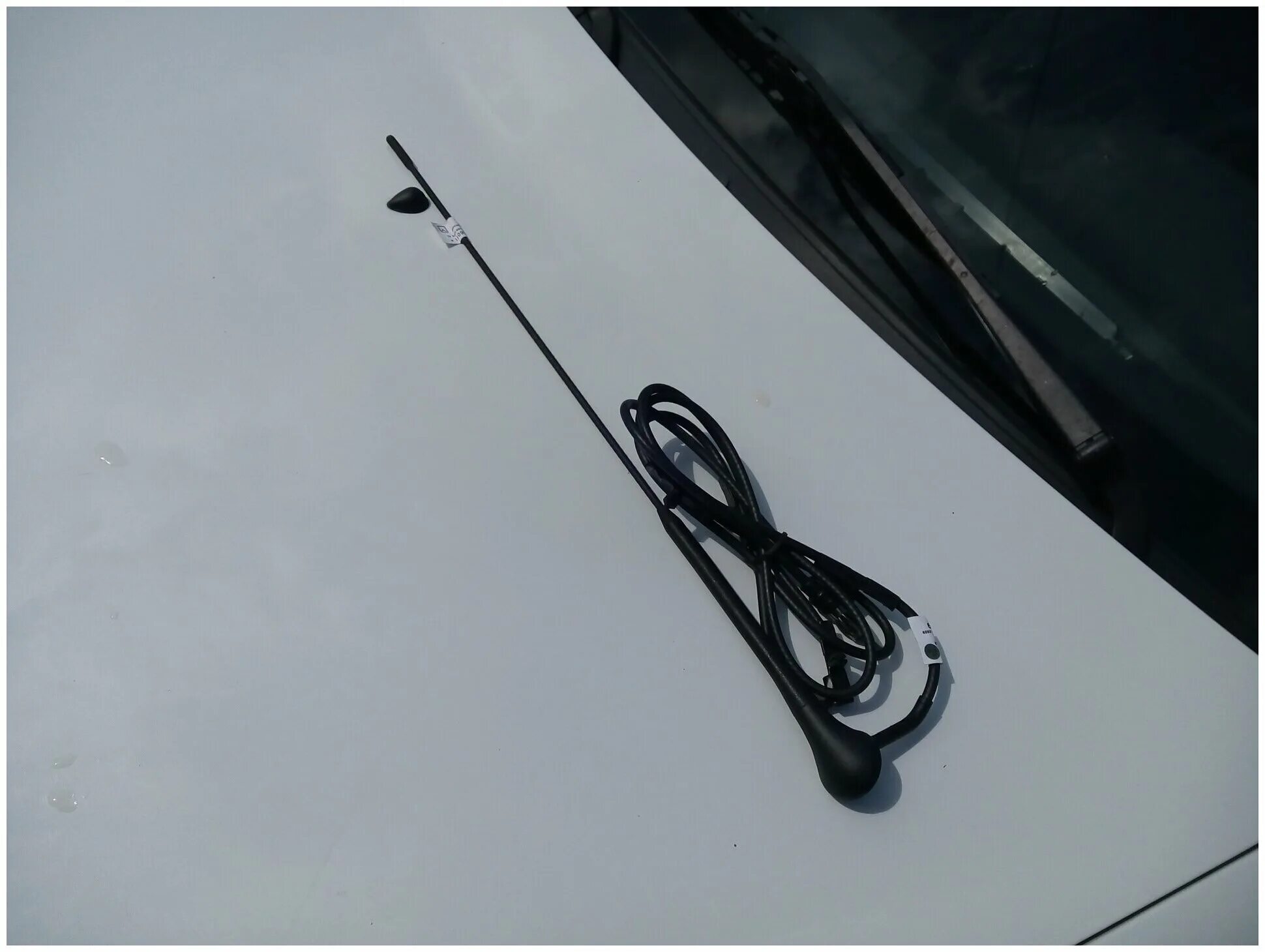 Антенна штатная ваз 2170. Антенна штатная ваз 2190. Штатная антенна 2109. Штатная антенна на ниву урбан. Антенна штатная ваз 2190.