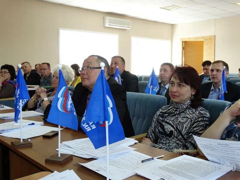 Дк костевича ирбит. Ирбит здание администрации. Мо город ирбит. Ирбит свердловская область администрация. Мо город ирбит.