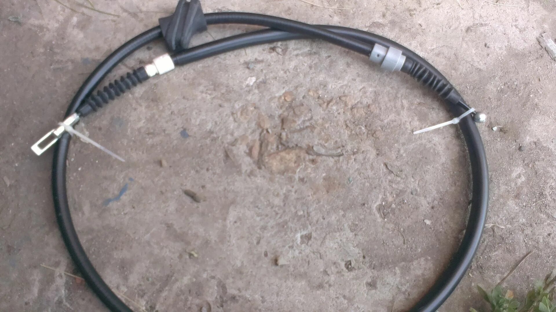 490. 6q0 609 721 n. Трос ручника ауди 100. Тросик привода стояночного тормоза bosch. Трос ручного тормоза фирмы pex audi 100,2,8 cvattro.