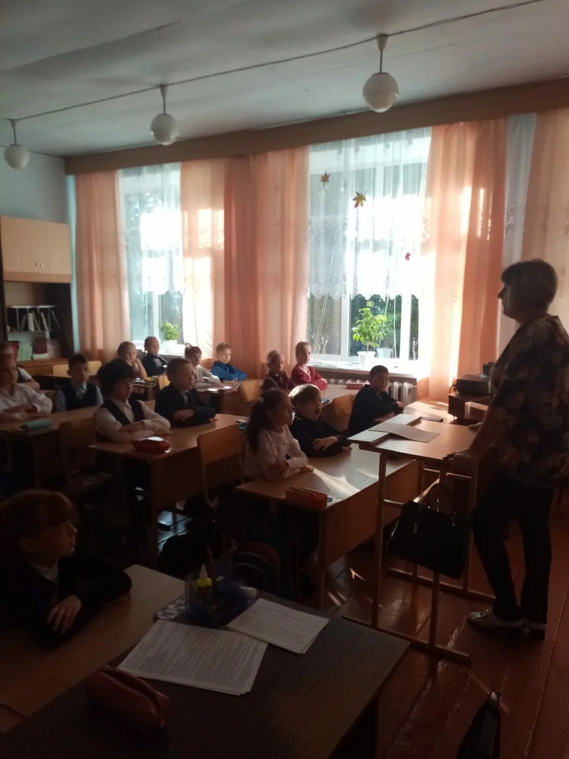 Боу «средняя общеобразовательная школа 141» города омска. Адаптивная школа интернат 19 омск. Школа 5 омск. Школа 5 омск. Тарская школа 5.