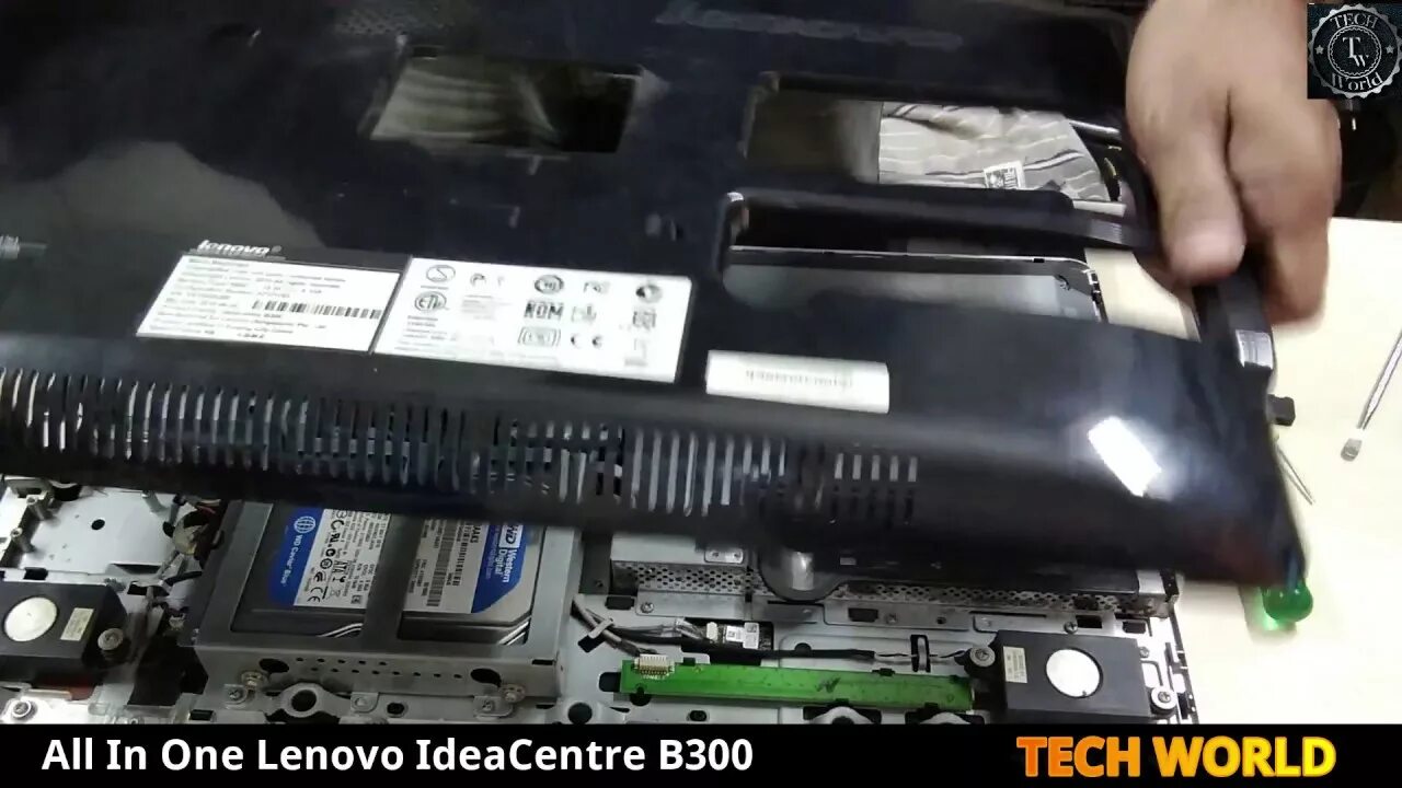 Разборка моноблока lenovo. Моноблок леново IDEACENTRE b300. IDEACENTRE b300 10051. Lenovo b300 Disassembly. Апгрейд моноблока Lenovo.