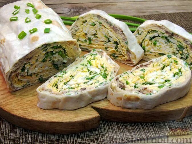 Закуска в лаваше. Горбуша в лаваше. Лаваш с консервами рыбными. Рулет из лаваша с сардиной. Рыбный рулет из консервы.