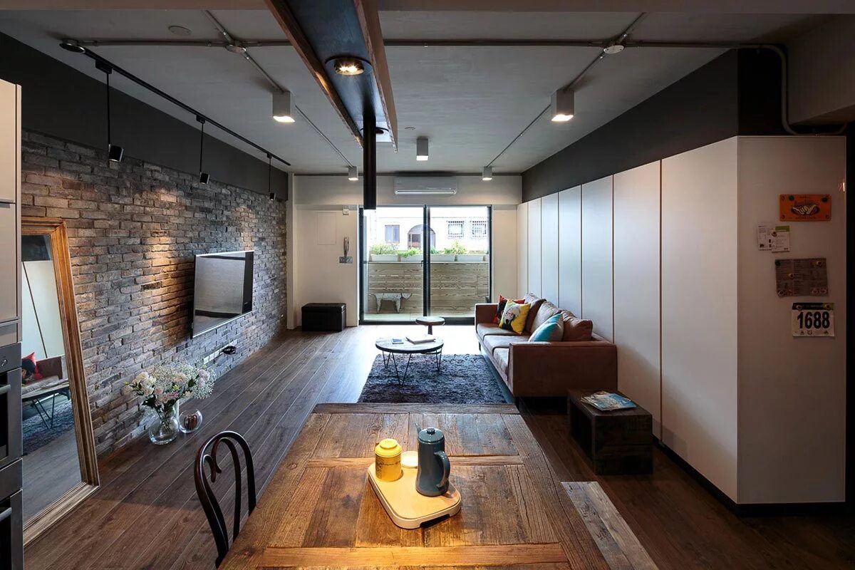 Industrial Loft Apartment with Red Accents in Taipei 家, 35 坪, 居 家