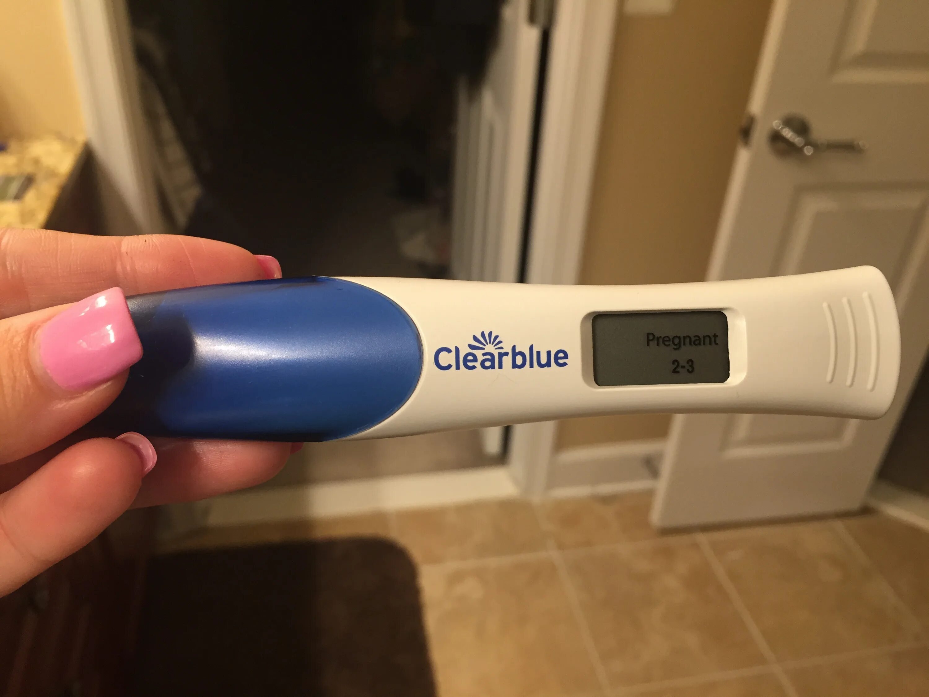 Электронный тест на беременность Clearblue. Тест клеар Блю цифровой. Клеар Блю электронный многоразовый. Clearblue 2-3. На электронном тесте 3