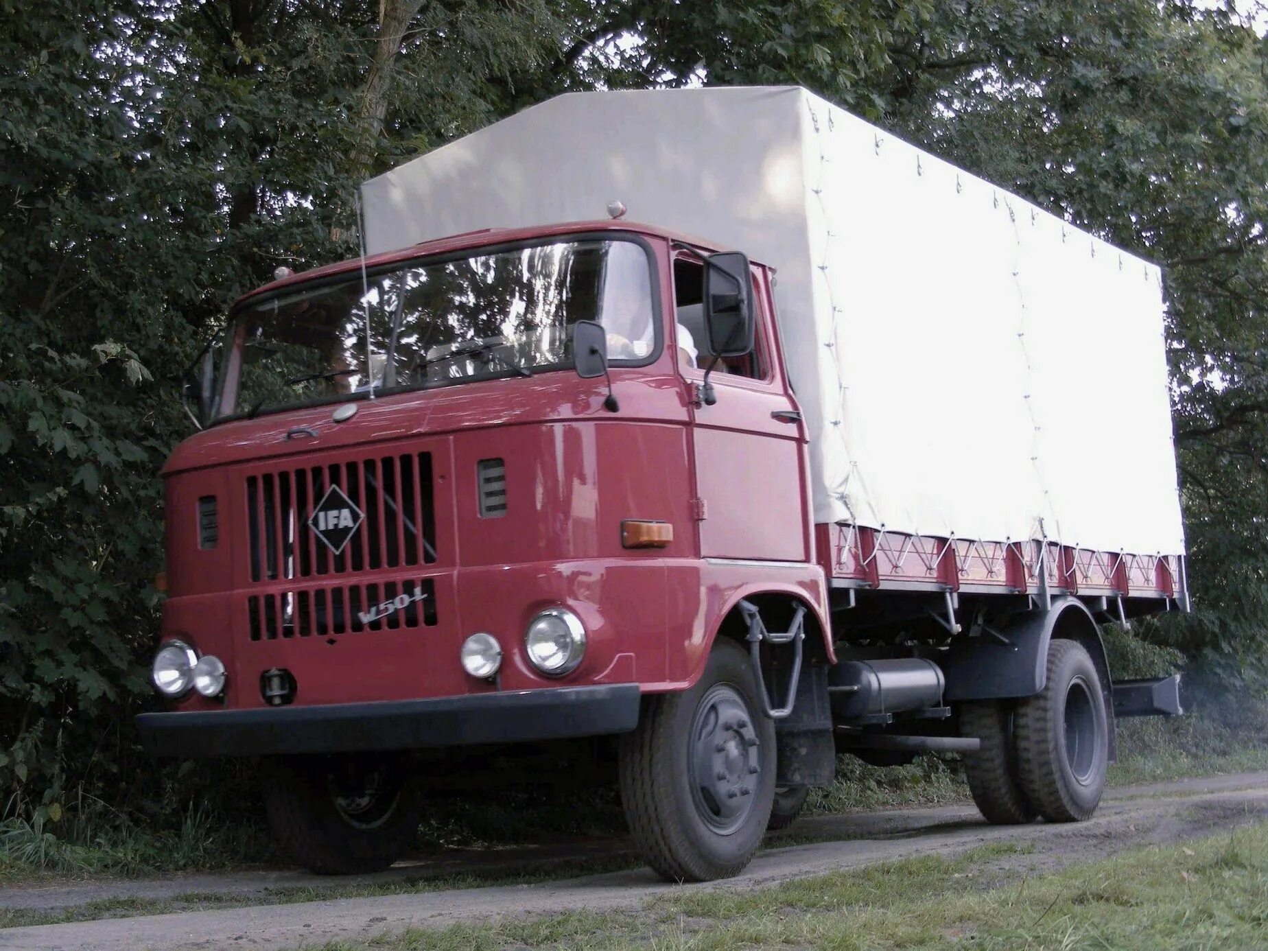Грузовик производства гдр 5 букв. Ifa w50l. грузовик ifa w50. грузовики ифа w50. ifa w50l самосвал.