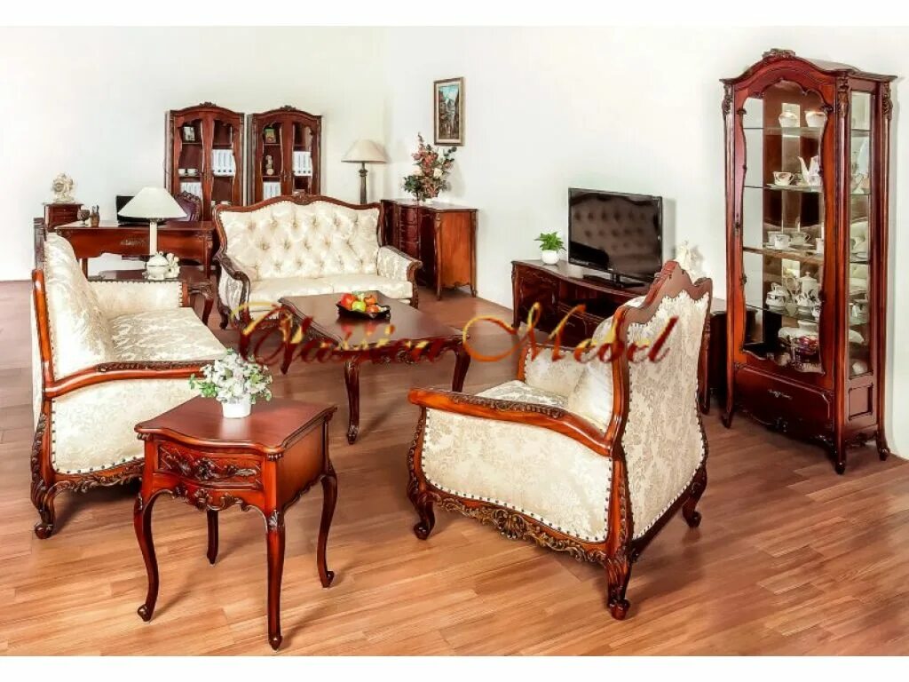 Румынская мебель красное дерево. Румынская мебель Elysee Simex. Румынская мебель испанский Ренессанс. Мебель из красного дерева.