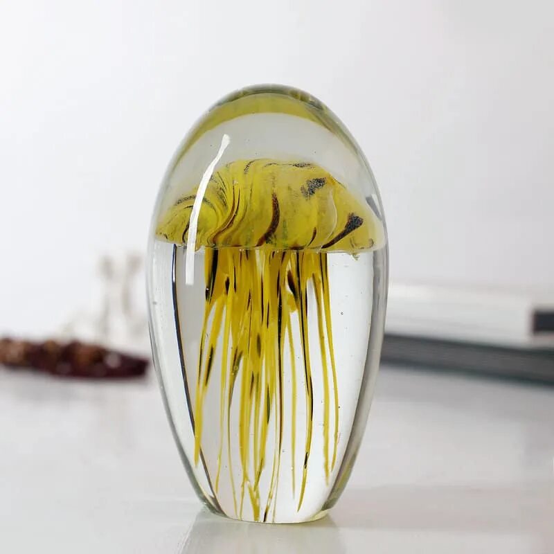 Медуза в стекле декор. Стеклянная медуза. Медуза в стекле. Стеклянная медуза. Статуэтка медуза в стекле.