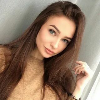 Красивая девчонка 19 лет