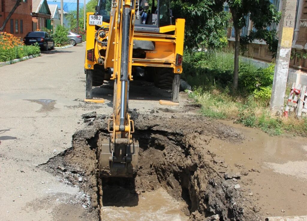 Рэу «ейский групповой водопровод» строительство. Гуп кк кубаньводкомплекс рэу ейский групповой водопровод красная. Рэу ейский групповой водопровод. Система водоснабжения промышленного предприятия. Таманский групповой водопровод.