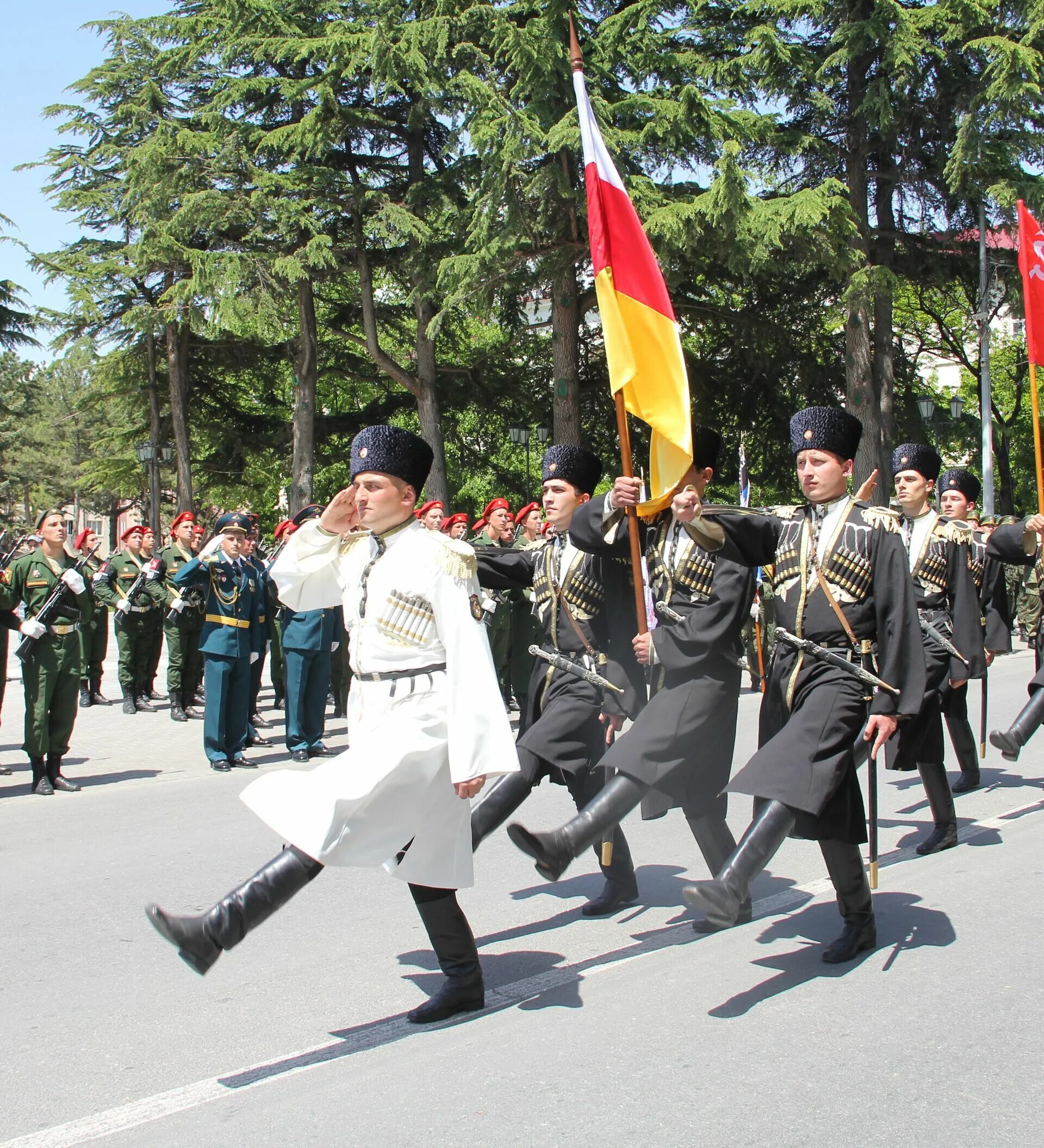 Цхинвал 9 мая парад. Парад победы 2024 в цхинвале. Цхинвал парад. Цхинвал парад 2022. Парад в южной осетии 2020.