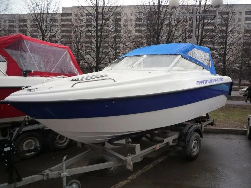 Лодка афалина 460. Пластиковая лодка афалина-360. Стеклопластиковая лодка афалина. Катер афалина 520. Моторная лодка афалина-400.