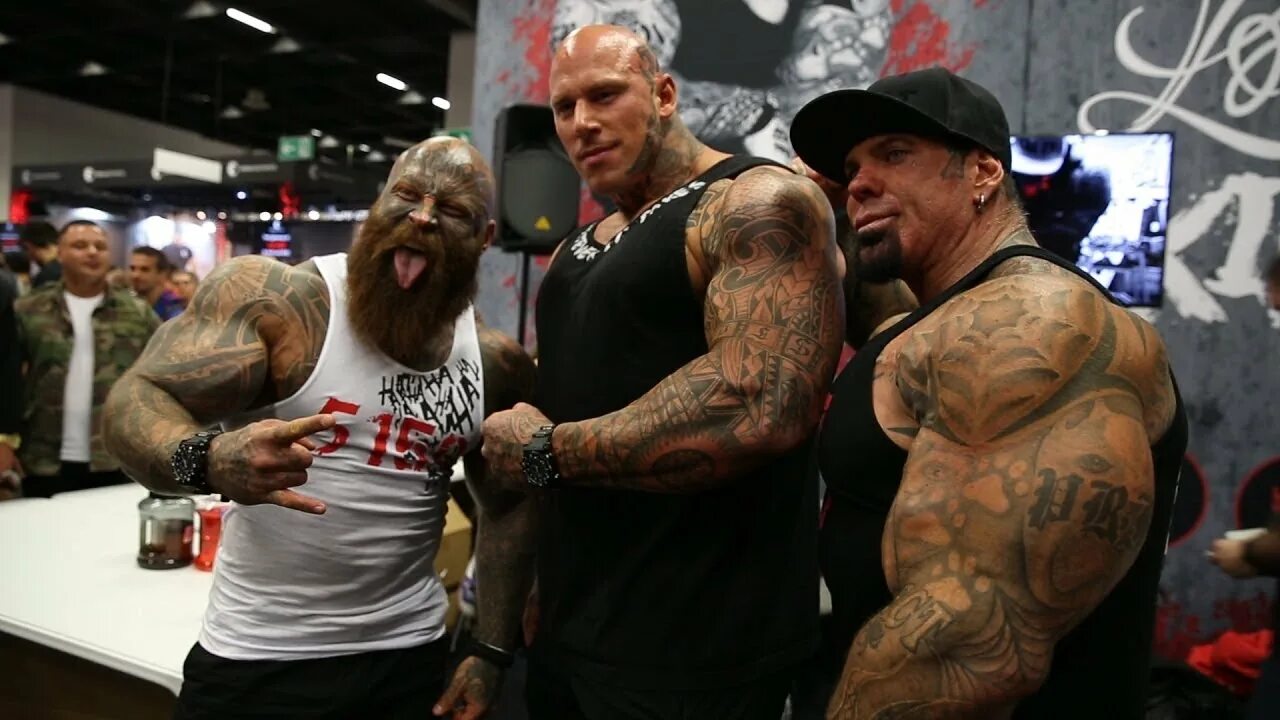 Рич фарма. Рич пиана. rich piana 5. рич пиана и команда. команда 5 рича пианы.