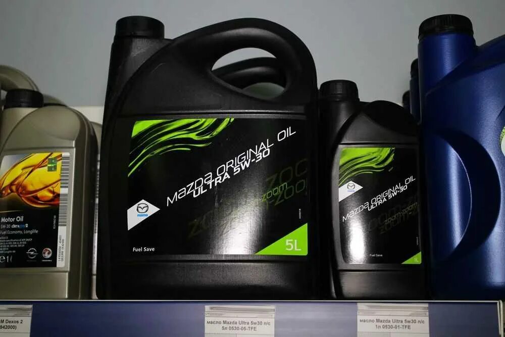 Можно ли смешивать масло разных марок. Смешиваемость масел. Можно ли смешивать масло разных марок. Какие моторные масла можно смешивать друг с другом. Таблица смешивания масел автомобильных.