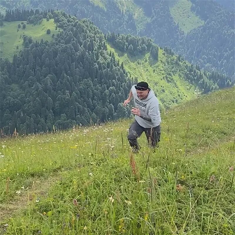 Buoyant airborne turbine. Диск газотурбинного двигателя. Посеешь ветер пожнешь бурю. Omnia tempus habent тату эскиз. Цитаты из меча на латыни.