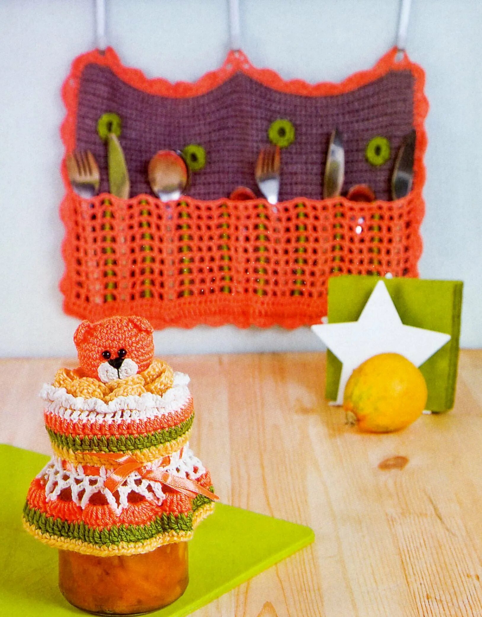 вязаные безделушки для кухни. вязаные мелочи крючком. вязаные кухонные принадлежности. вязаные мелочи. вязаные безделушки для кухни.