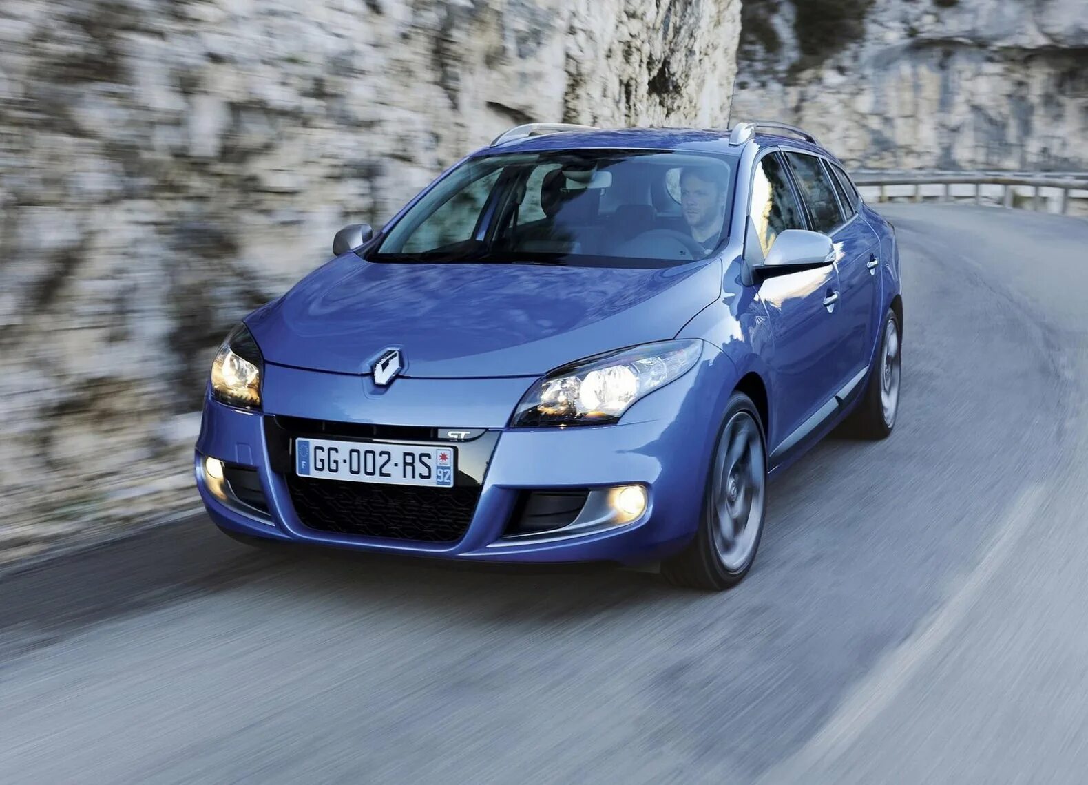 Рено megane. Рено Меган 3 2010. Renault Megane 3 2010. Renault Megane 2011. Рено Меган 2011.