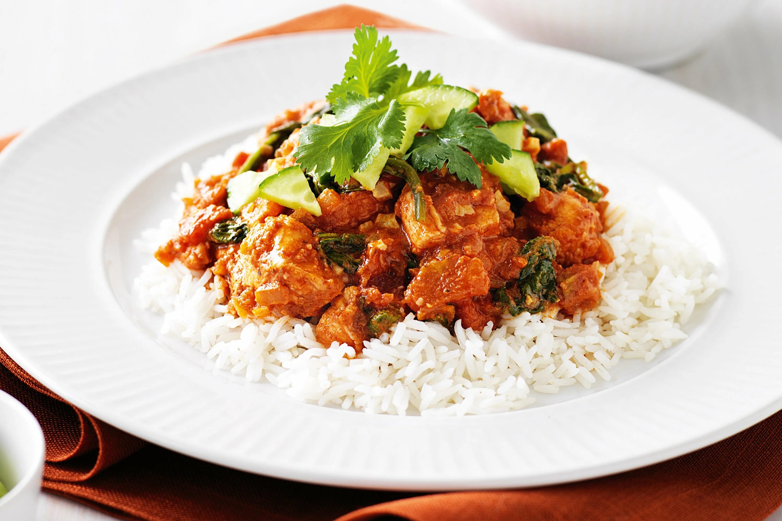 Рис с мясом быстро. Рис с мясом. Рис с говядиной и овощами. Узбекский плов рассыпчатый. Рис с мясом быстро.