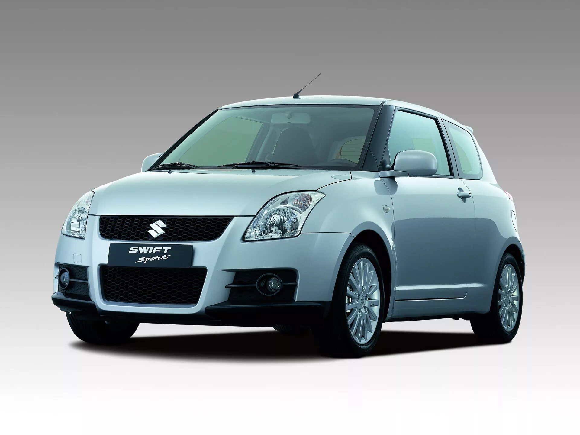 Сузуки свифт поколения. Suzuki Swift 2004. Сузуки Свифт 3 поколение. Сузуки Свифт 2004 года. Suzuki Swift Sport 2004.