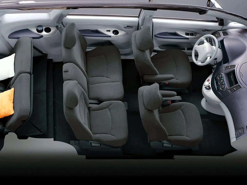 № 51 С днём рождения всех GRANDIS-оводов! Mitsubishi Grandis, 2 л, 2006 года п