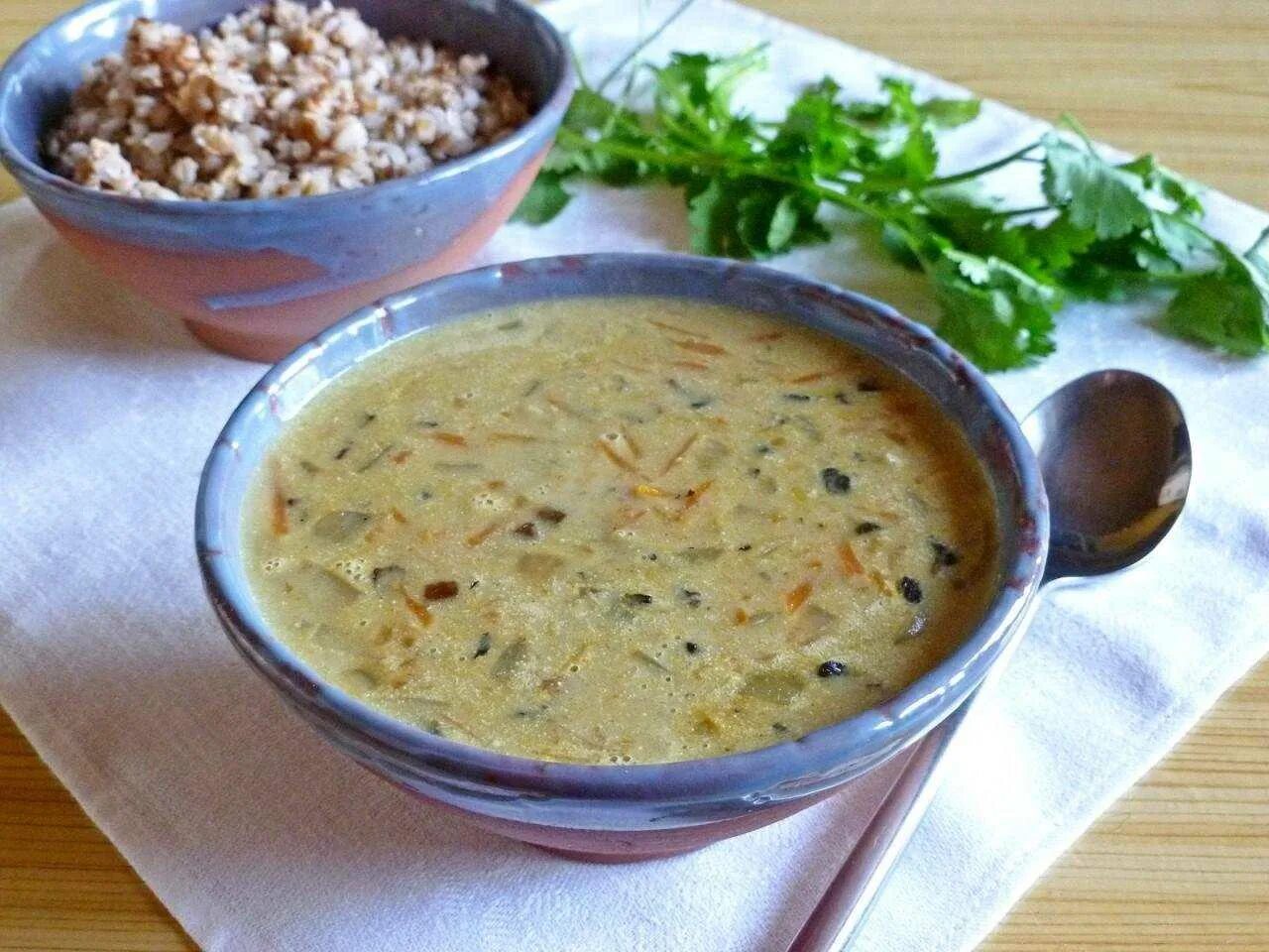 Подлива к гречке без мяса