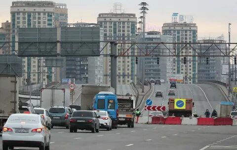 Заезжать в москву