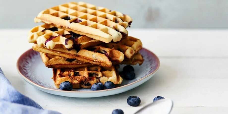 Овсяные вафли с орехами. Протеиновые вафли Waffles. Акульчев Венские вафли сгущенка. Акулевич Венские вафли.