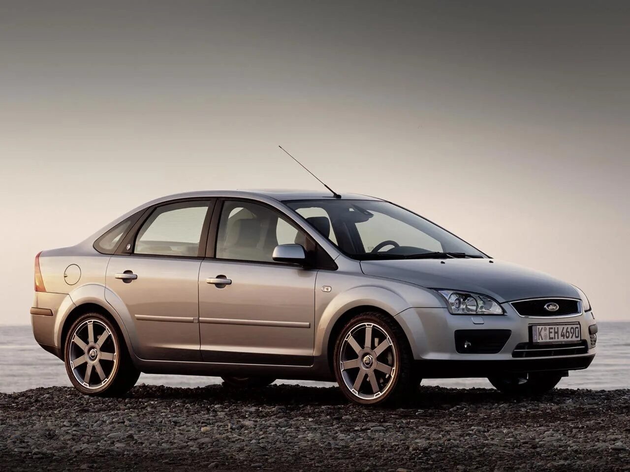 Есть ли на форд. Форд фокус полноприводный. Ford focus 2005 hatchback. Форд фокус 2 седан 2007. Форд фокус 3 поколения.