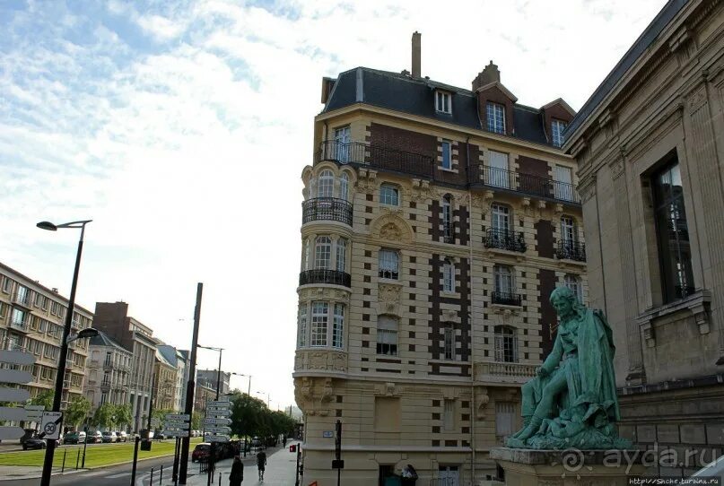 Гавр париж. Le havre франция. гавр город во франции. гавр улицы. гавр улицы города.