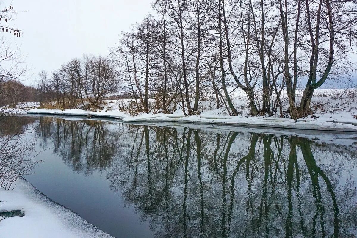 Река свияга изменяется в разные времена года. Река свияга. река свияга зимой. свияга природа зима. свияга 2025.