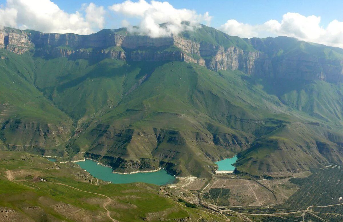 Село былым. Озеро Гижгит Кабардино. Былымское ущелье Кабардино-Балкария. Былымское озеро Кабардино-Балкария. Озеро Уллу Гижгит.