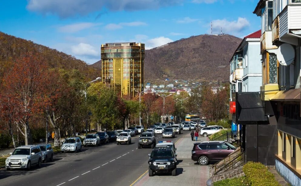 петропавловск-камчатский улицы. петропавловск-камчатский улицы. центр петропавловска-камчатского. петропавловск-камчатский набережная 26. камчатка петропавловск улицы.
