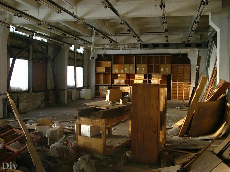 завод эриксон в петербурге. завод красная заря санкт-петербург официальный сайт. кондитерская фабрика заря казань. красные зори завод. нпо красная заря санкт-петербург.