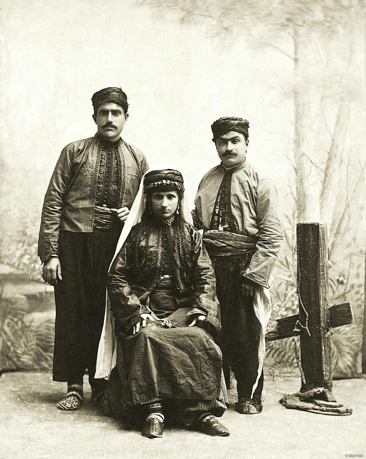 Армяне в иране. Армяне в иране. Армия армении 2022. Армяне в иране. Армянская диаспора в иране.