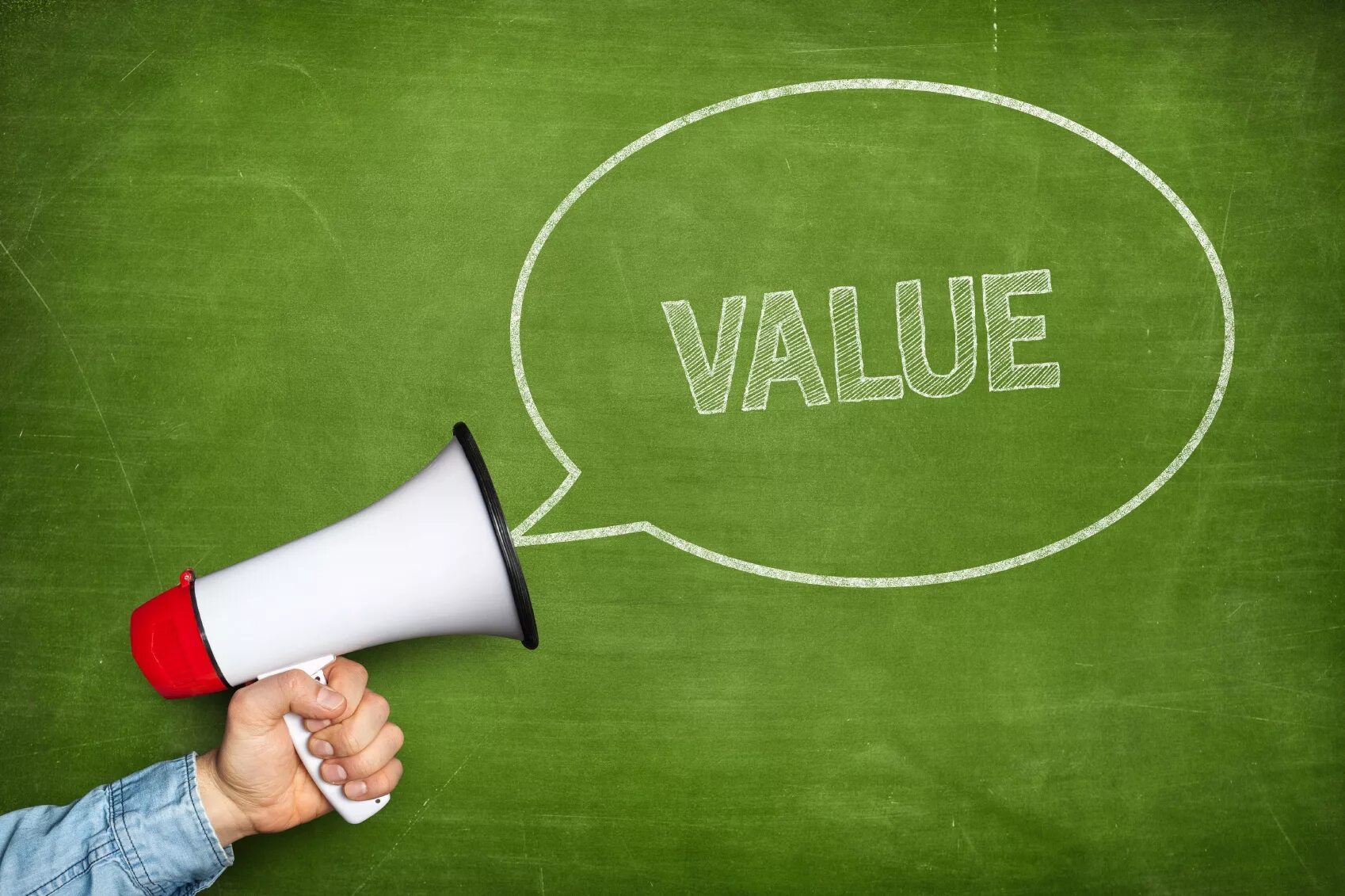 Студент с ноутом. How to be creative. Принятие решений. Consider doing something. Begin to do or doing.