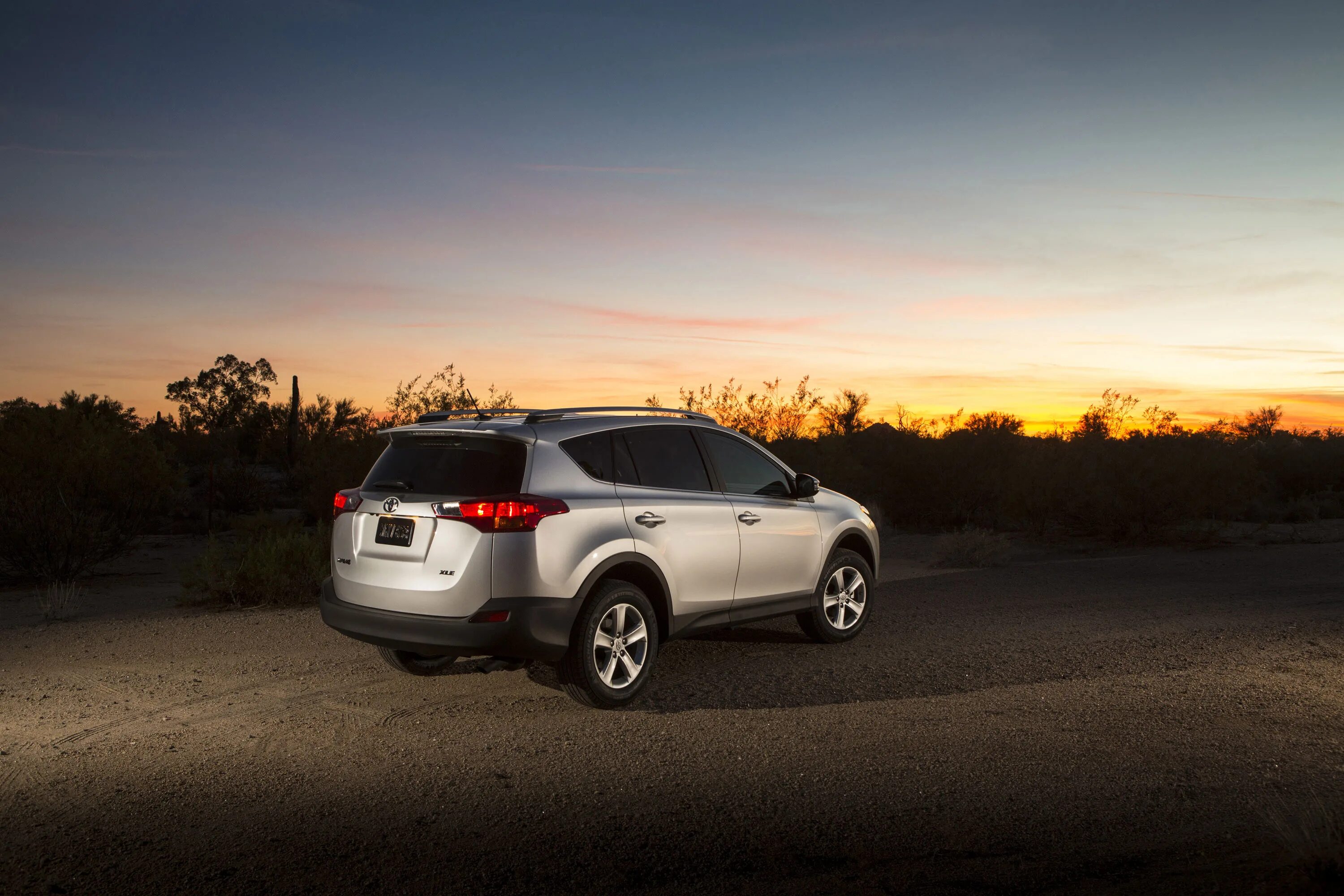 Тест рав 4. Тойота рав 4 2015. тойота рав 4 2013. toyota rav4 2014. toyota rav4 003.
