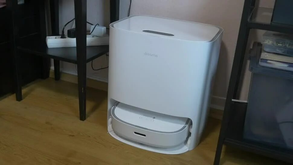 Dreame technology c2010 m13-c. Робот-пылесос dreame w10 white. Dreame w10. Ecovacs deebot x1 omni камера. Робот-пылесос ecovacs deebot x1 omni.