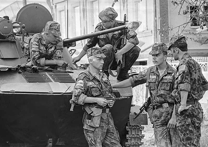 Первая миротворческая операция. Грузино осетинский конфликт 1991 1992. Миротворцы в Южной Осетии 1992. Южная Осетия конфликт 1992.