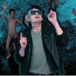 Эмин отпусти и лети клип. Егор летит. Lida егоры летят наверх. Федук хлопьями летят текст. Lida егоры летят наверх.