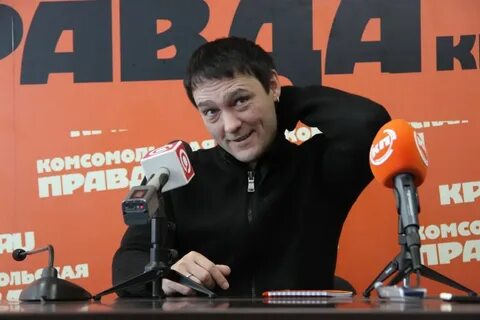 Дэннису шатунову