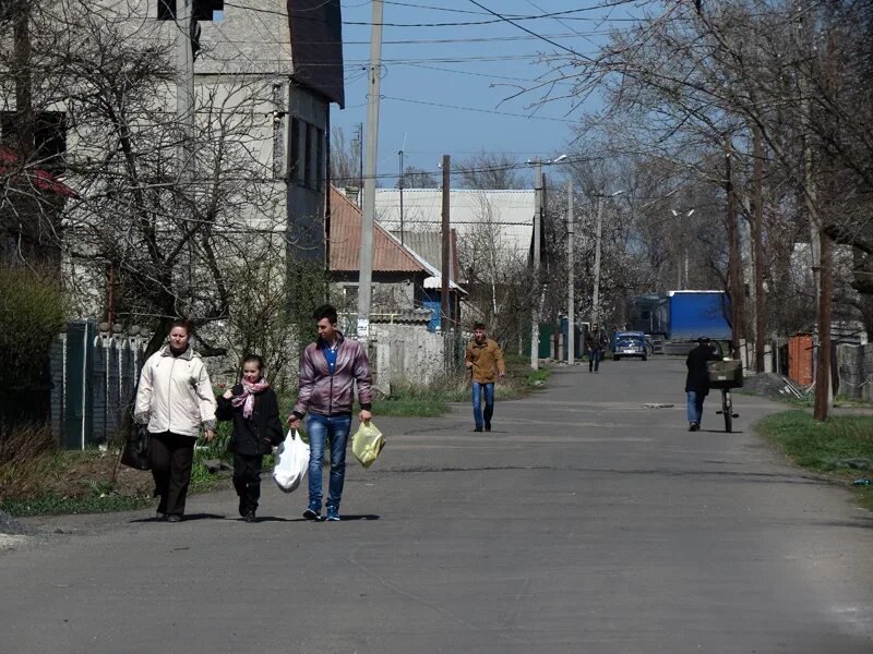 Погода в махачкале. Иловайск вокзал. Прогноз погоды иловайск 10 дней. Иловайск площадь. Иловайск фото.