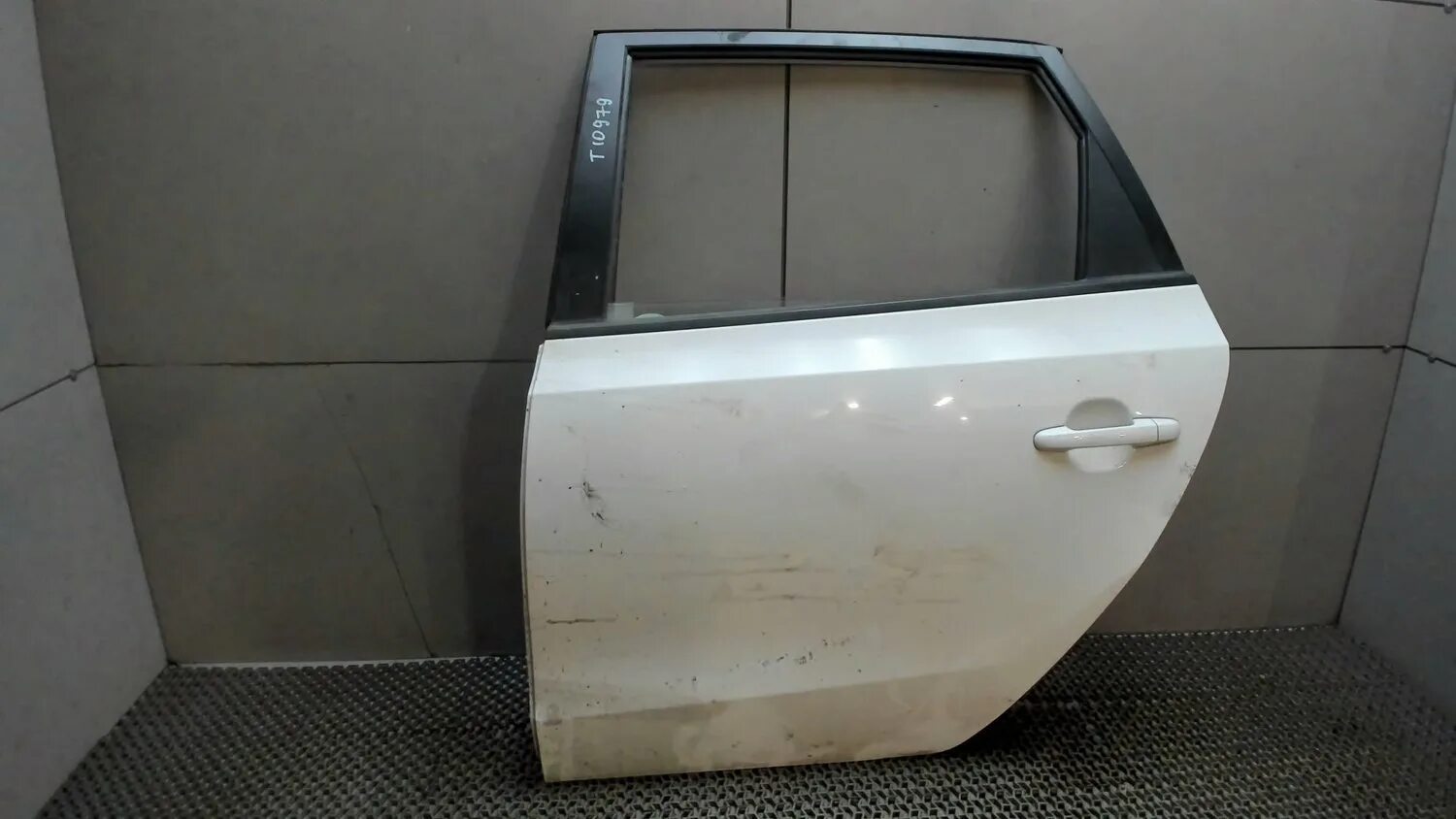 Hyundai i30 2010 обшивка дверей. Дверная ручка хендай i20. Дрим дорс воронеж. Hyundai дверь задняя правая. Дверь i20.